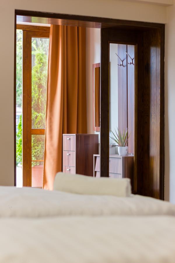 M1 Szeker Csarda Hotel Es Etterem Obarok 外观 照片